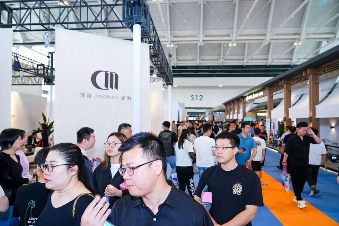 参加CIFF2025天津实木家具及软体家具展【引领新实木时代】